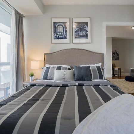 Diamond Suite Toronto Ngoại thất bức ảnh