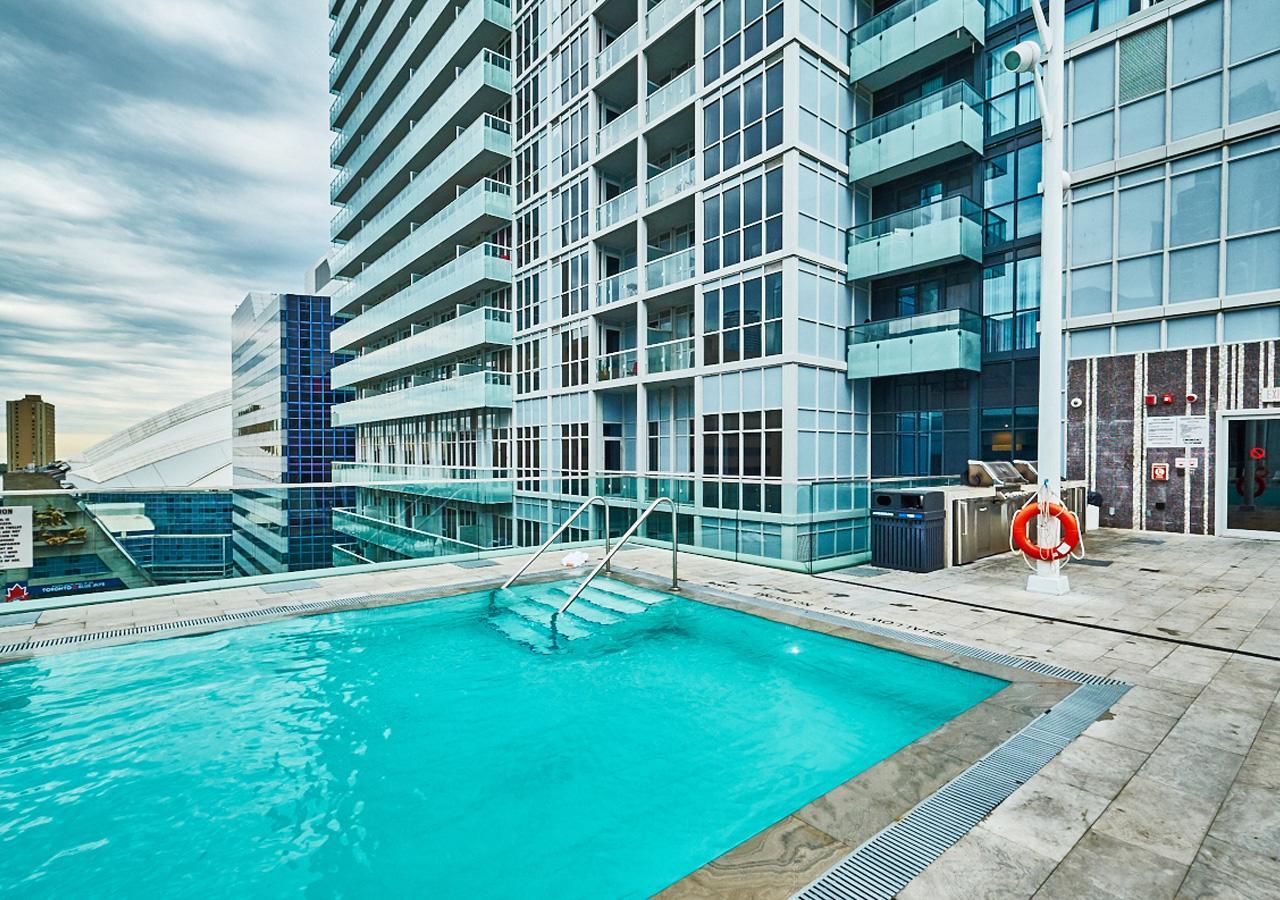 Diamond Suite Toronto Ngoại thất bức ảnh