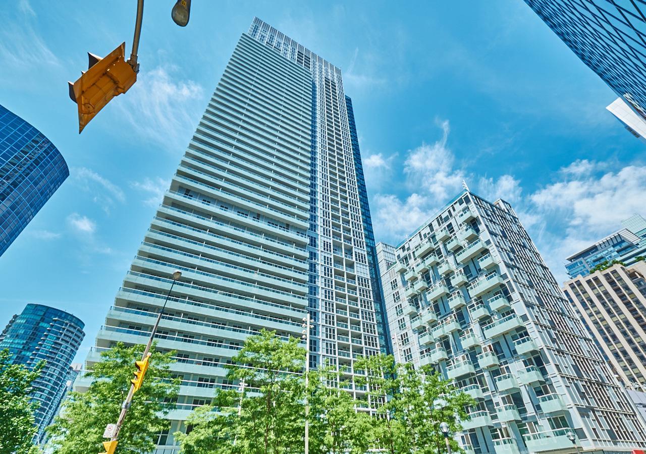 Diamond Suite Toronto Ngoại thất bức ảnh