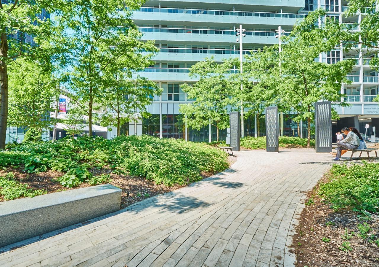 Diamond Suite Toronto Ngoại thất bức ảnh