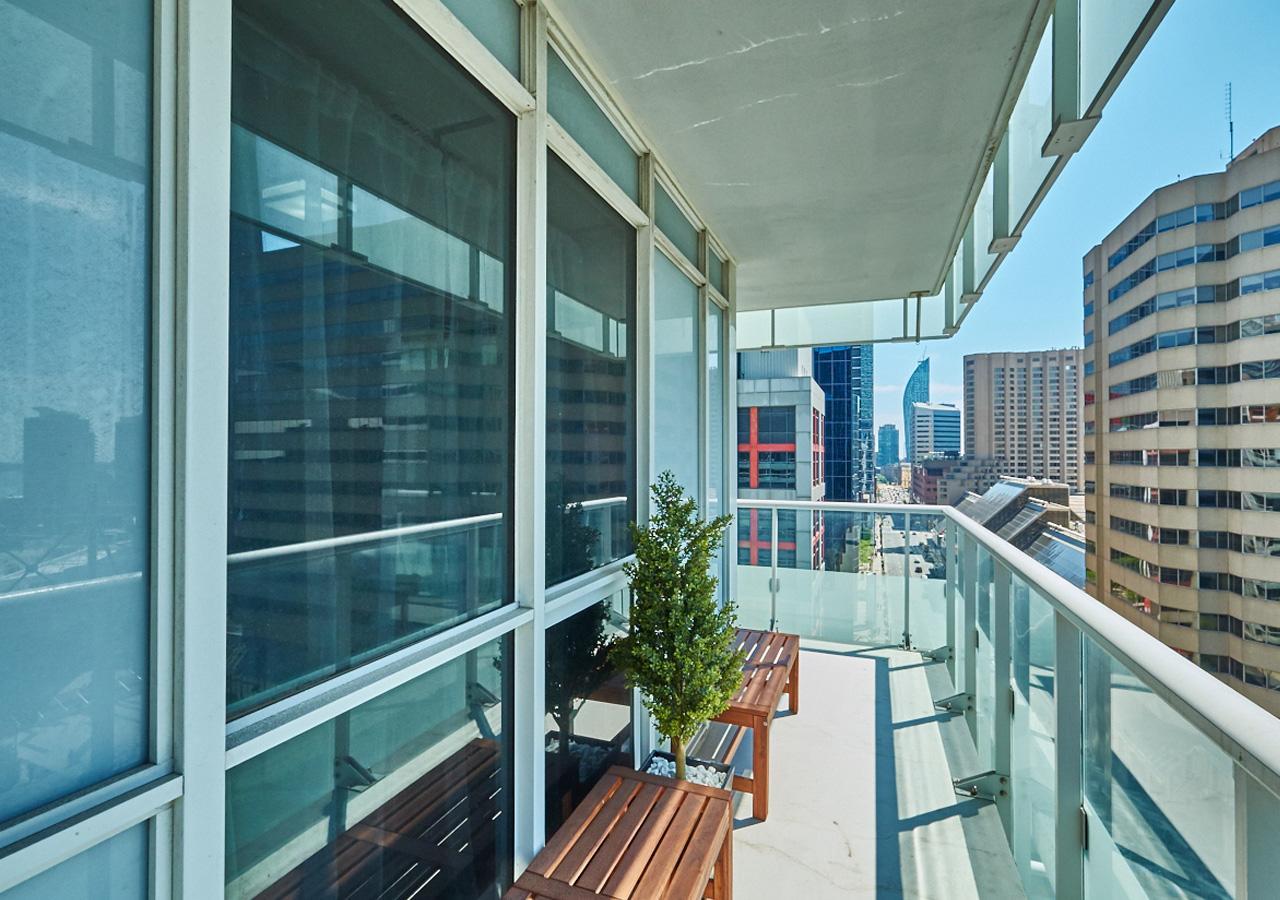 Diamond Suite Toronto Ngoại thất bức ảnh