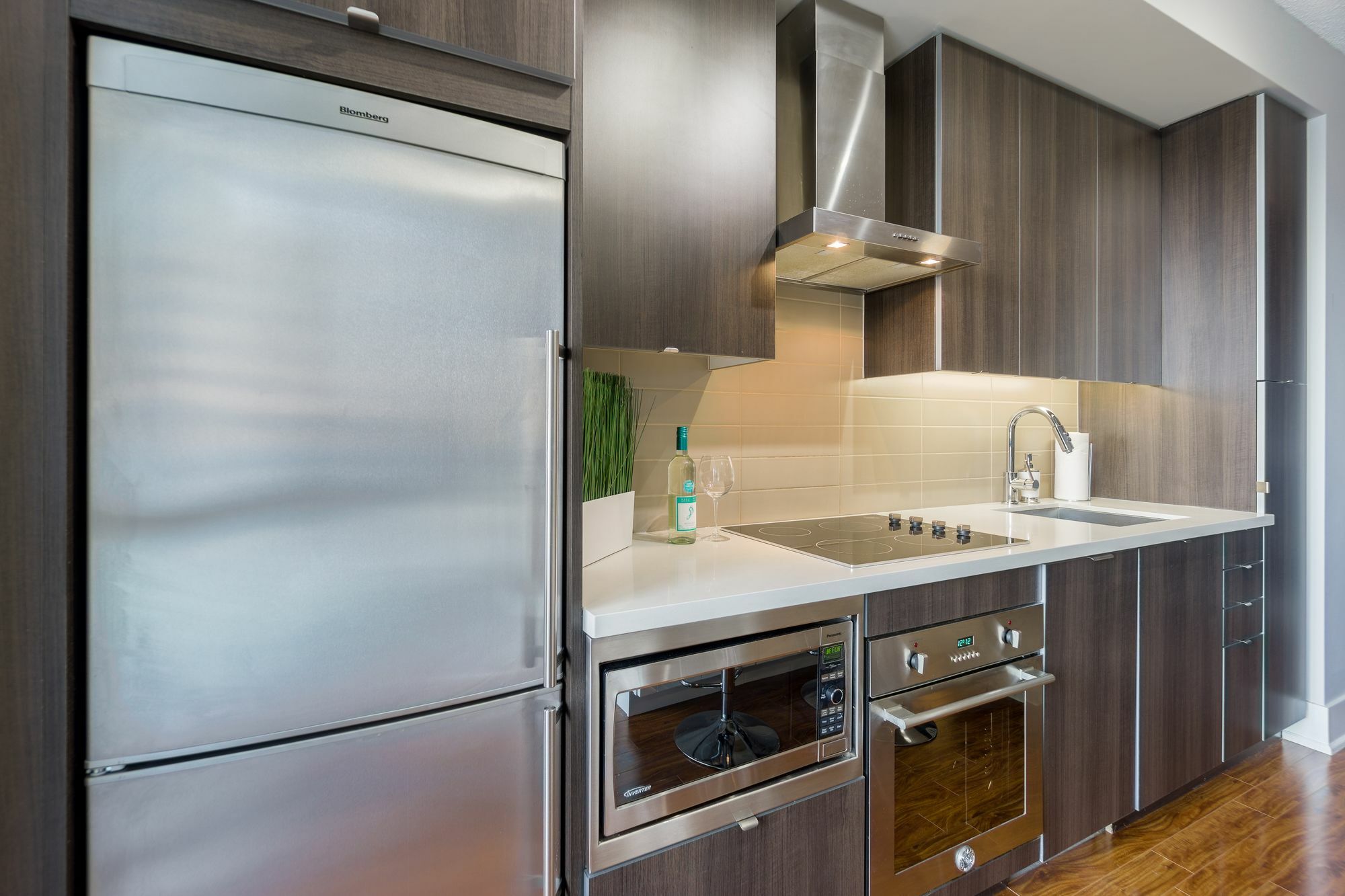 Diamond Suite Toronto Ngoại thất bức ảnh
