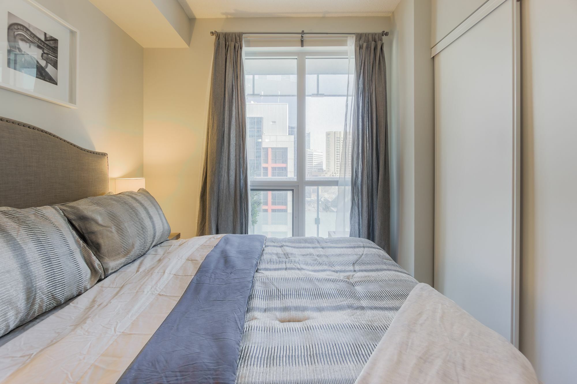 Diamond Suite Toronto Ngoại thất bức ảnh
